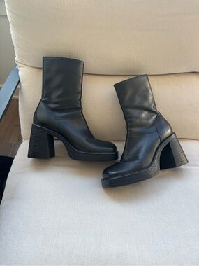 Steve Madden (Original) Fantsie Leather Platform Boot Square-Toe